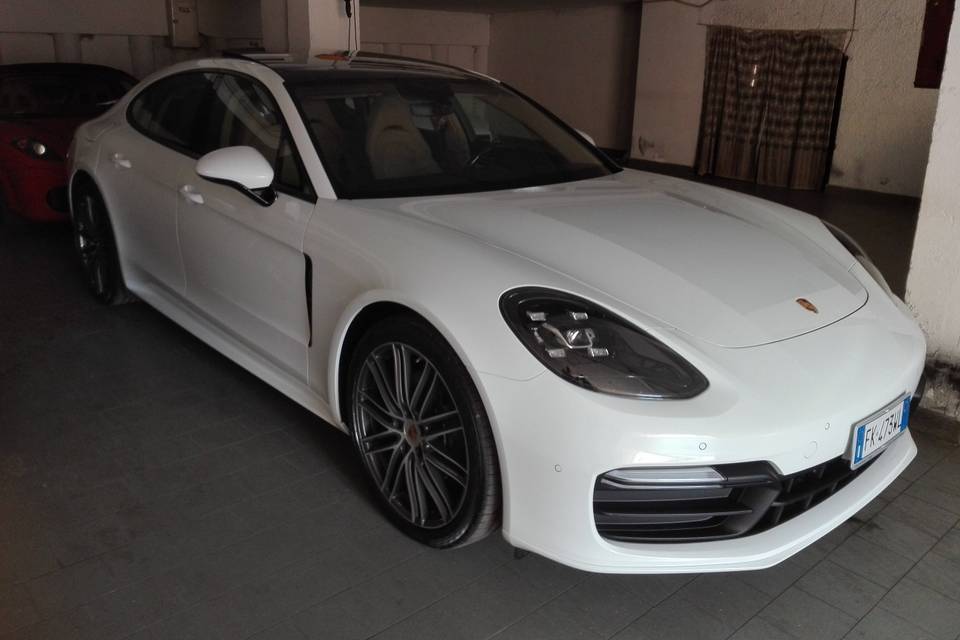 Porsche panamera 2017