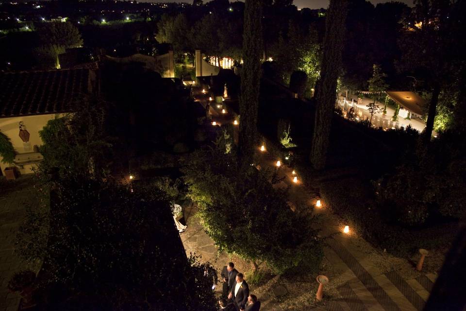 Vista dall'alto di notte