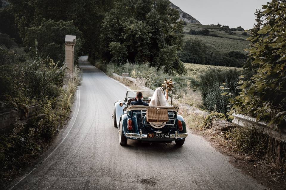 Newlyweds in the car