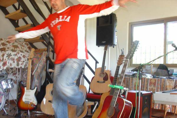 With guitars in Lido dei Pini