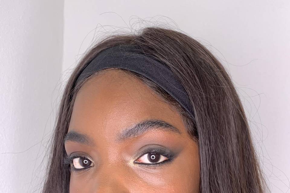 Makeup natural on dark skin