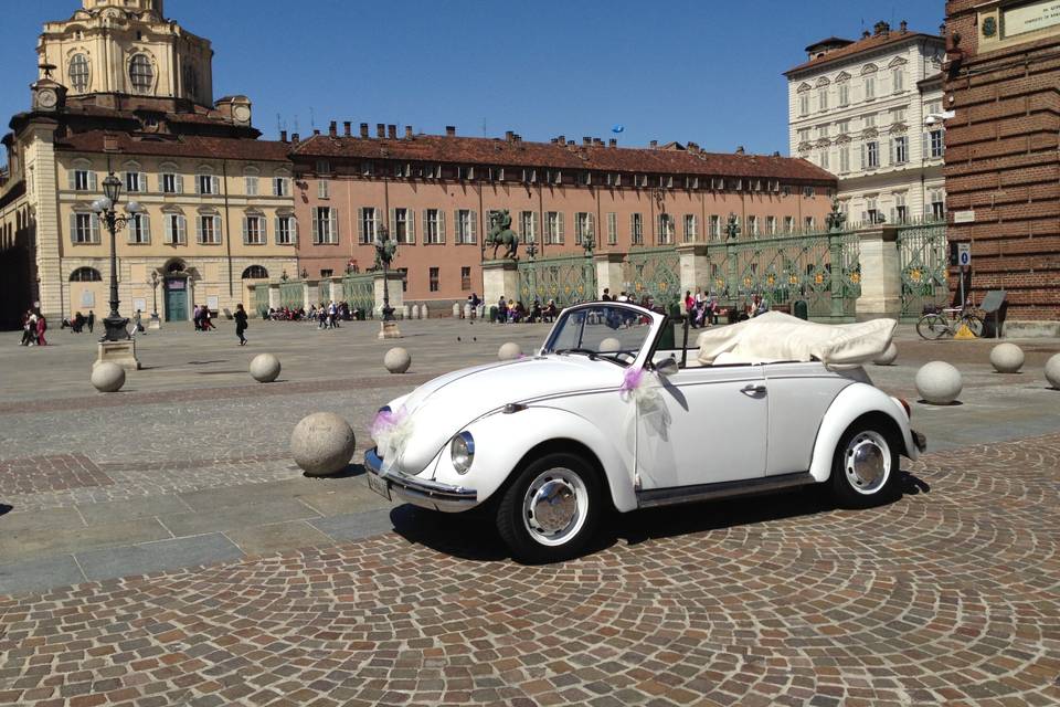 Maggiolino bianco cabriolet