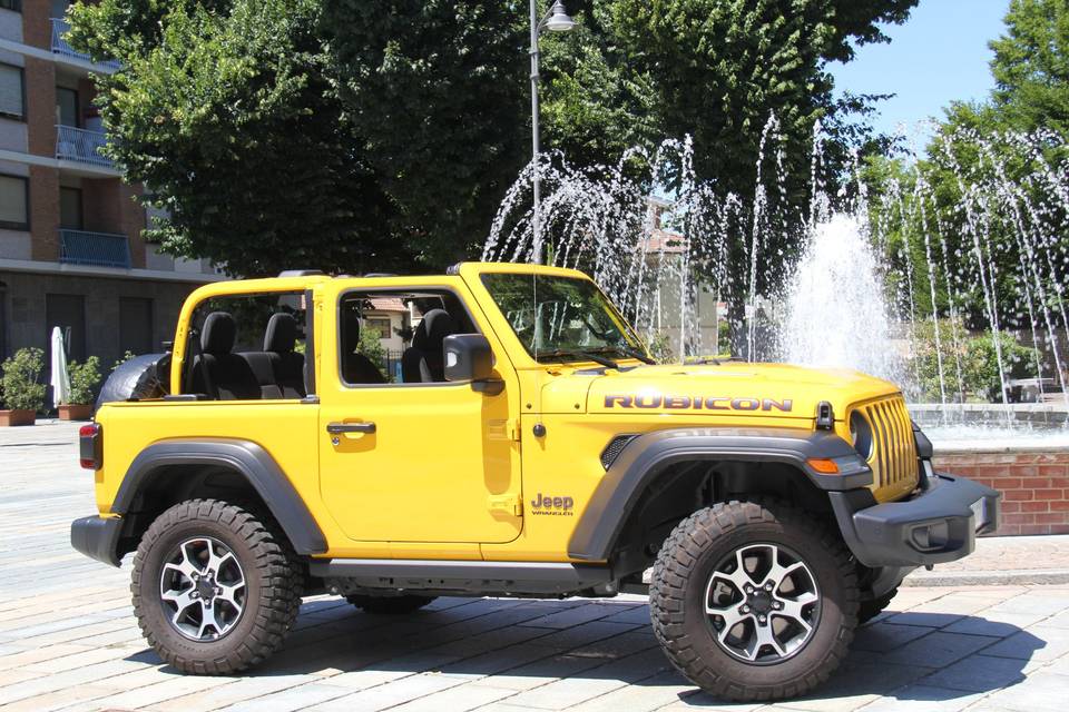 Wrangler rubicon giallo