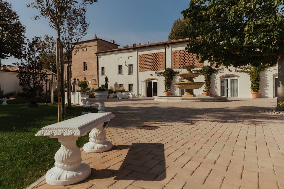 Il giardino e la fontana