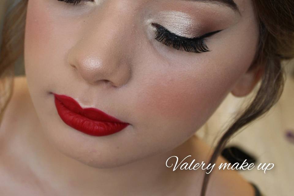 Valery make up