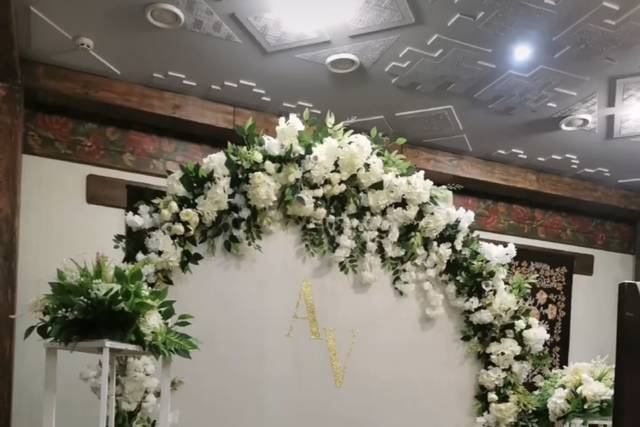 Allestimento con fiori