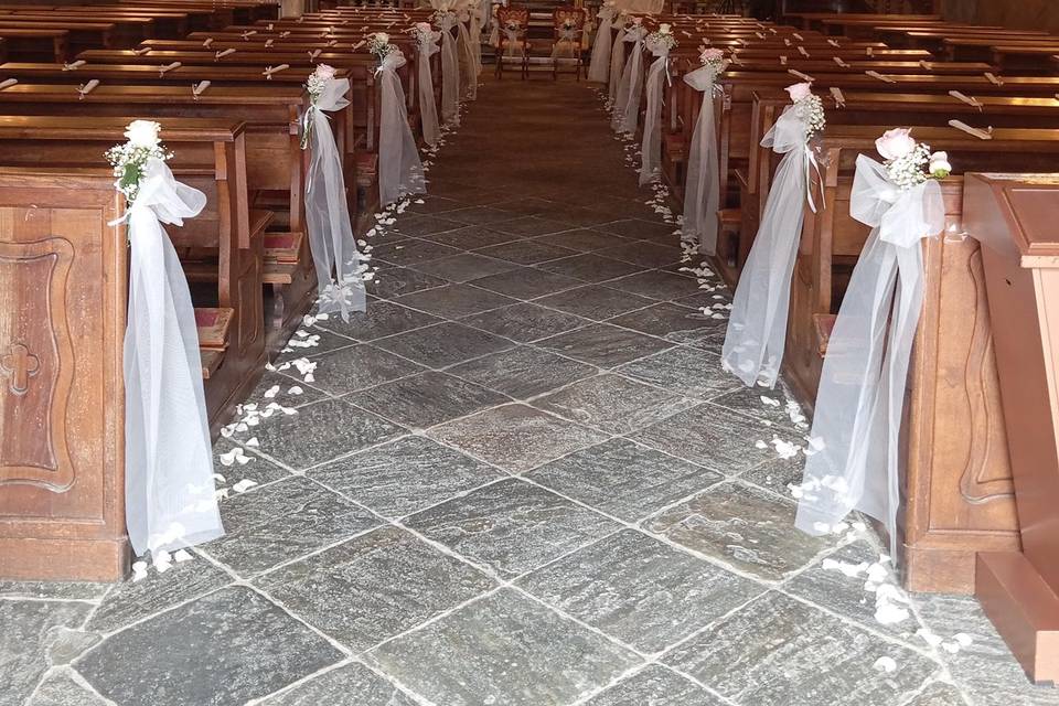 Banchi chiesa