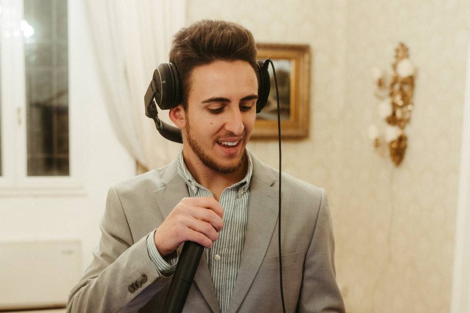 Intrattenimento e Regia Musica