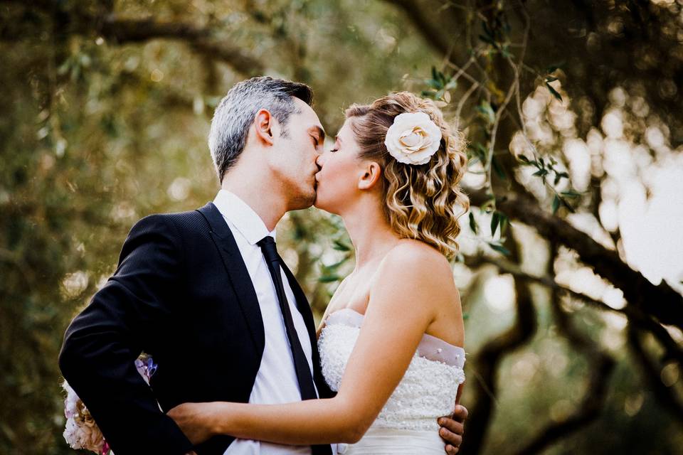 Kiss.