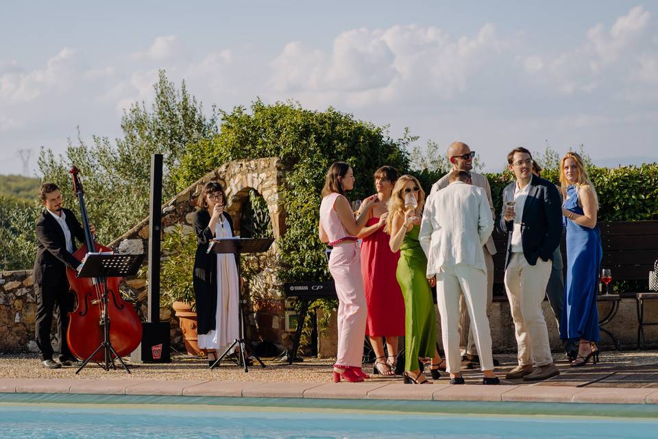 Aperitivo a bordo piscina