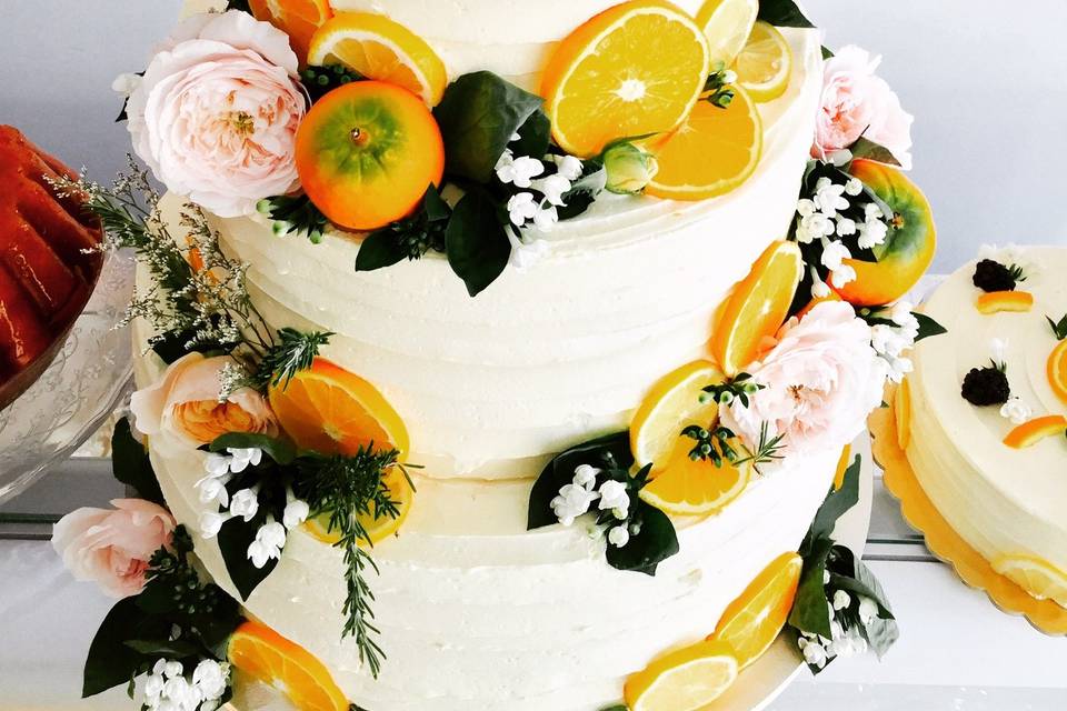 Wedding cake con frutta
