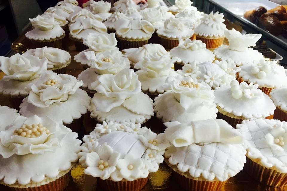 Wedding cupcakes