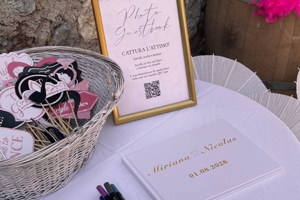GuestBook