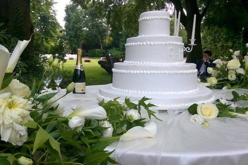 Wedding cake villa cantoni