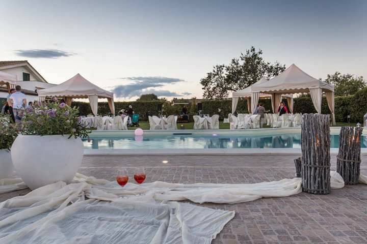 La piscina al tramonto