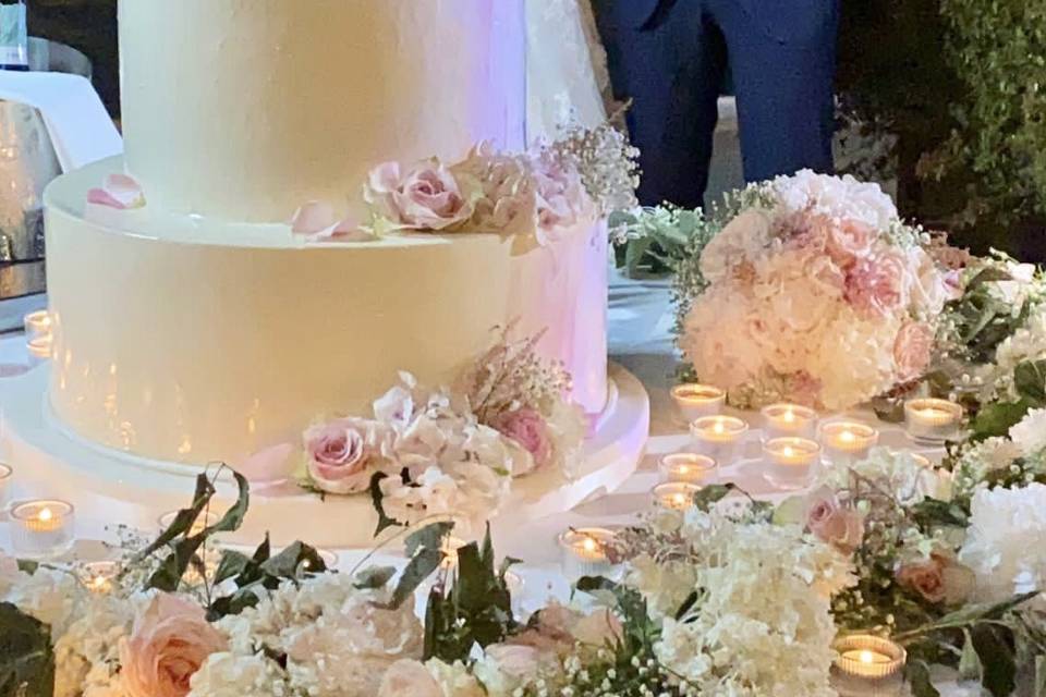 Wedding cake Love