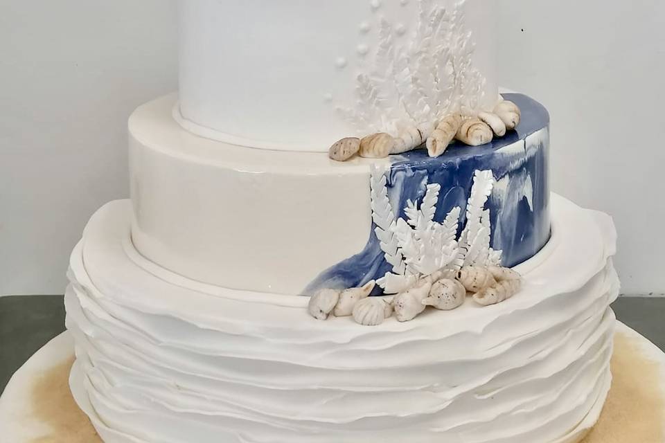Wedding cake Mare