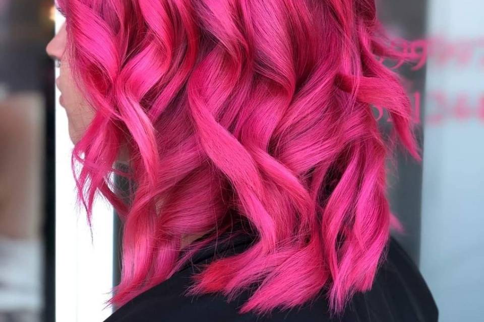 Fucsia hair