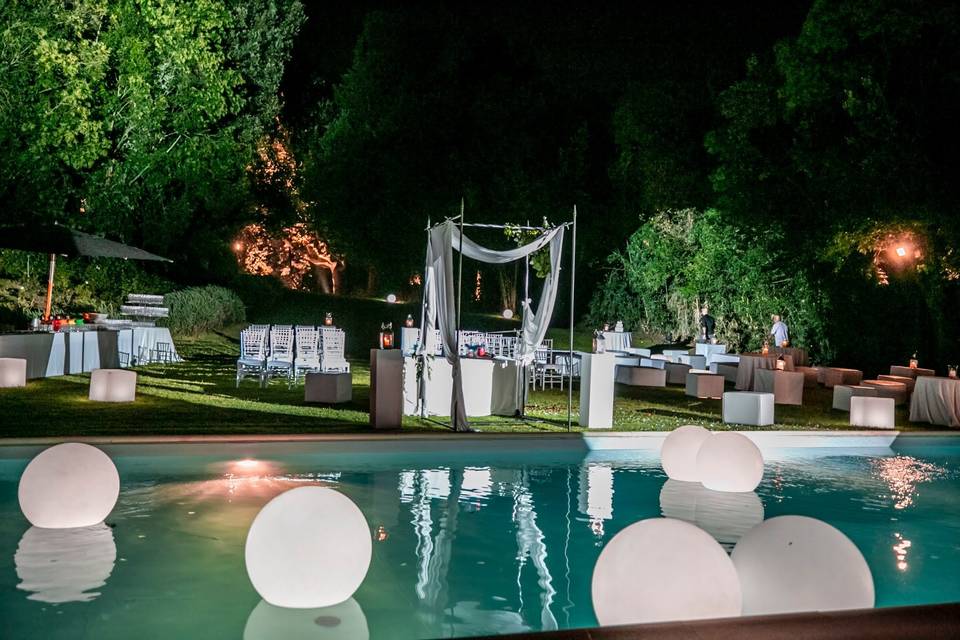 Dolci in piscina