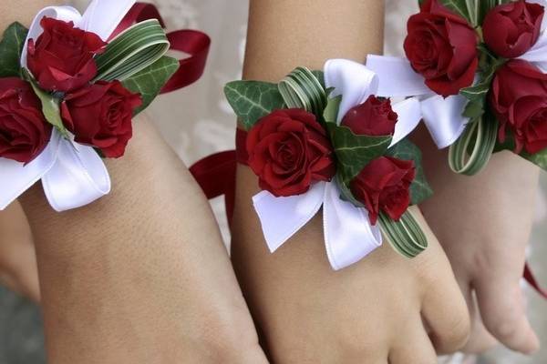 Corsage in rosso