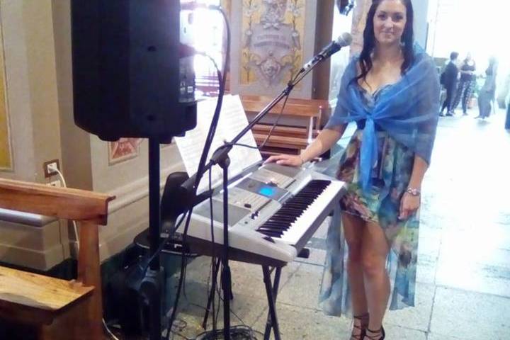 In Chiesa per voi ,dal vivo.