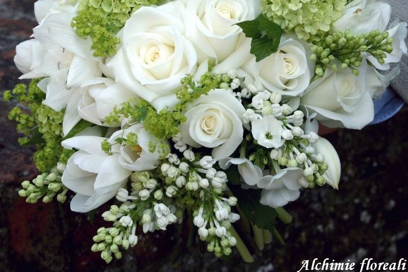 Bouquet in bianco-verde