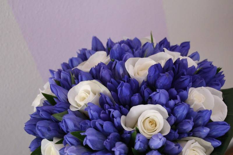 Bouquet con genziane blu