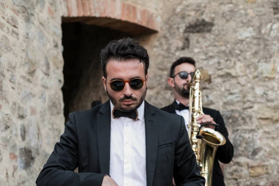 Mr Saxobeat Duo - Castle