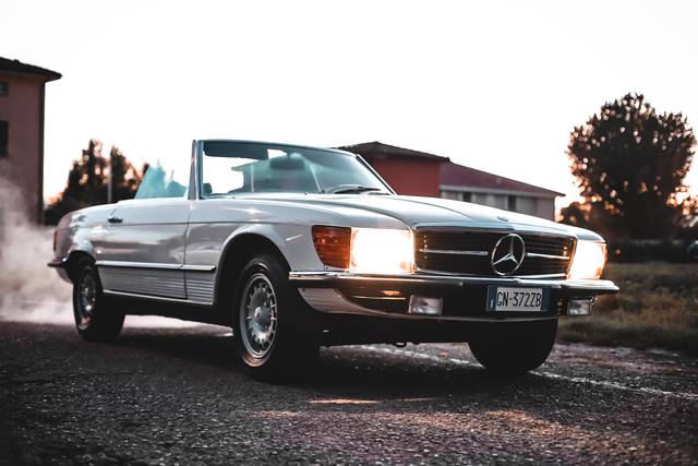 Mercedes Pagoda - Timeless wedding car