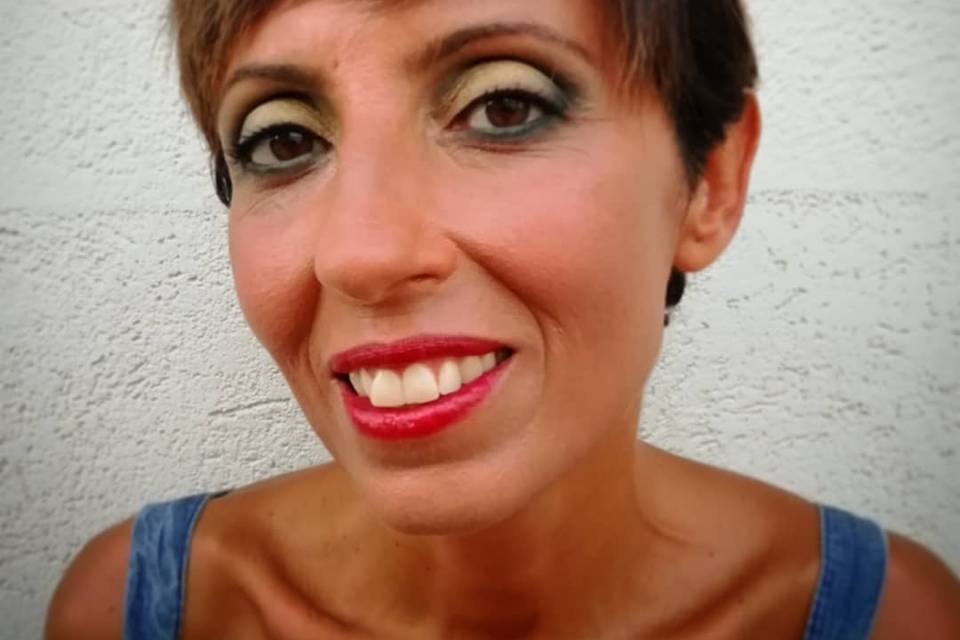 Trucco cerimonia colorato