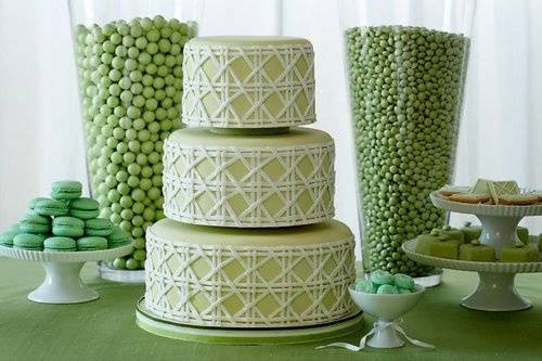 Wedding cake buffet