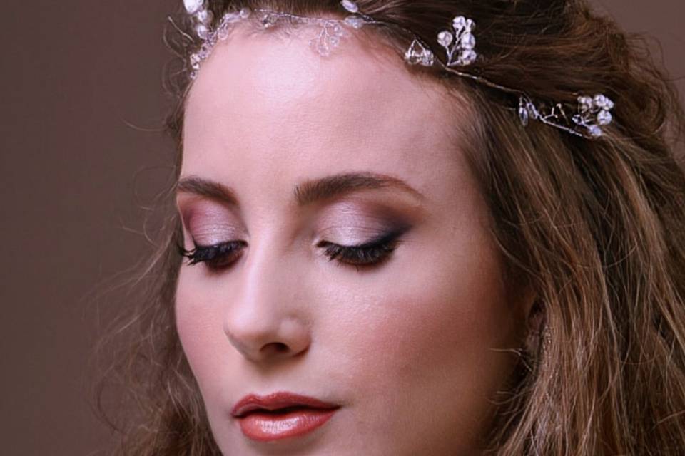 Summer bridal look