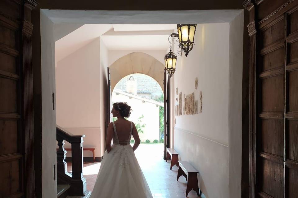 Una sposa nell'ingresso