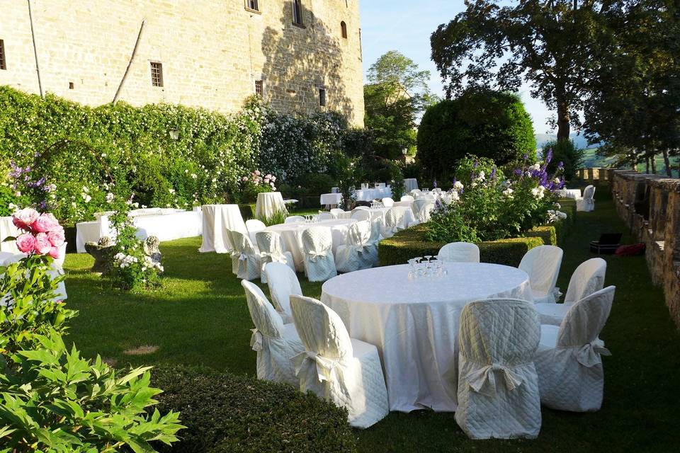 Aperitivo in giardino