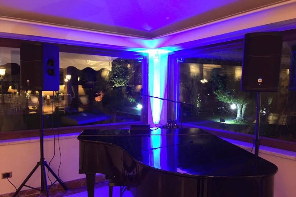 Setup con pianoforte nero