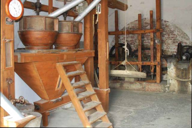 Interno Pila