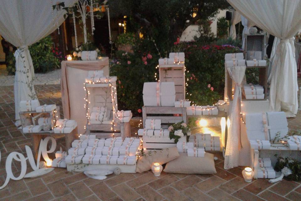 Allestimento shabby bomboniere