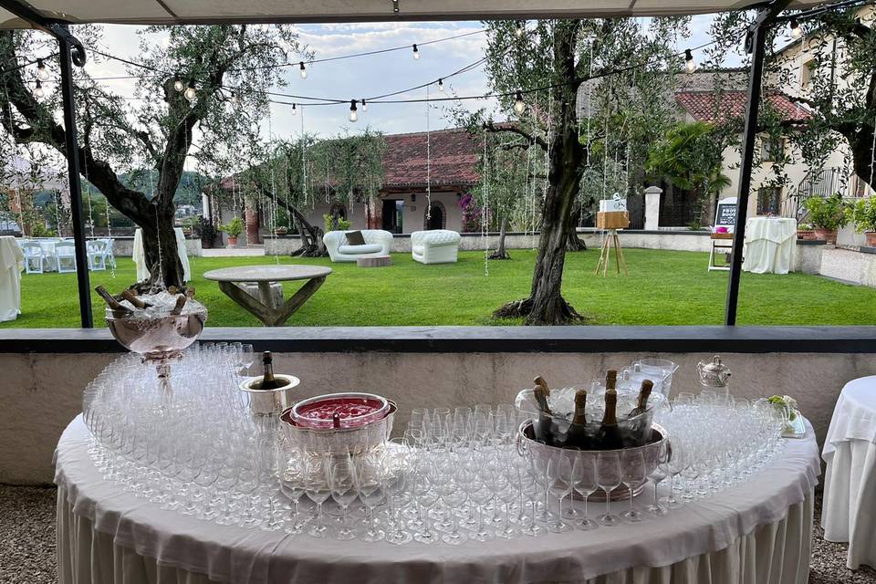 Villa San Biagio aperitivo