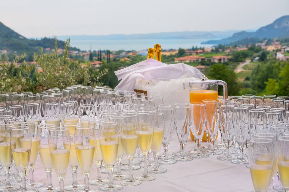 Aperitivo in terrazza