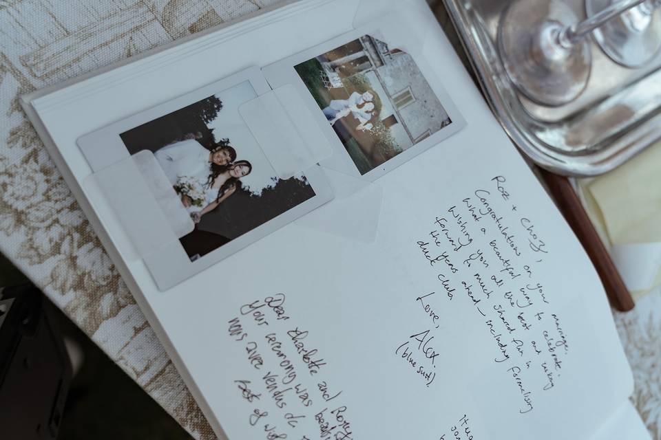 Guests book
