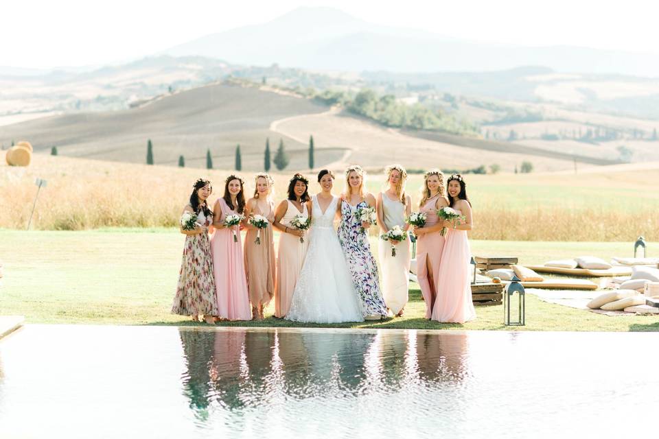 Romantic ceremony in Tuscany