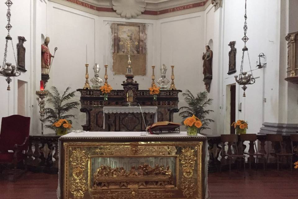 Altare e mensa gerbere gialle