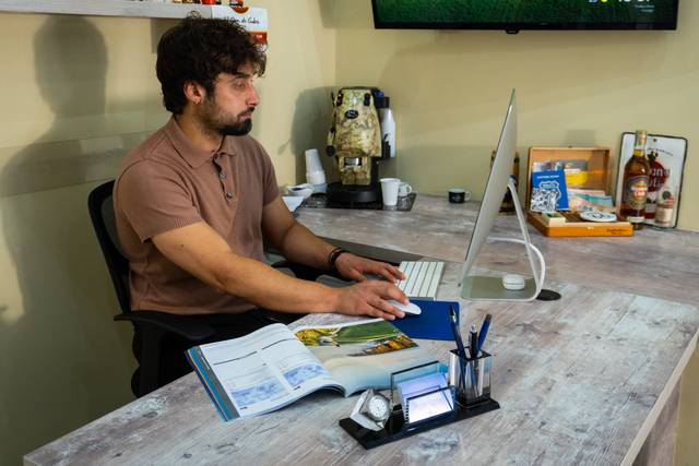 Travel Agent Francesco