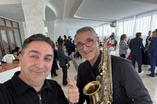 Music Live Sax and Voice