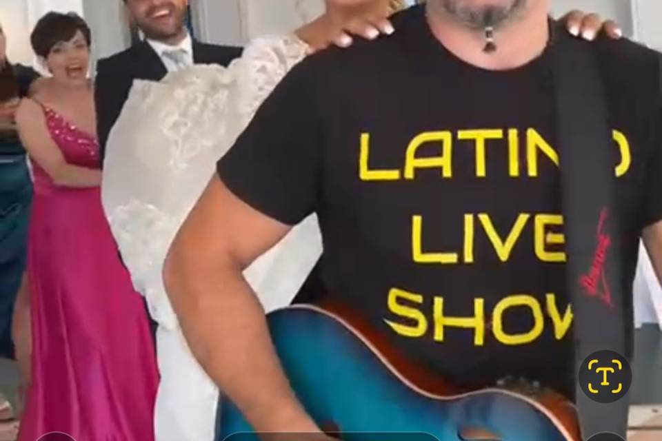 Latino Live show