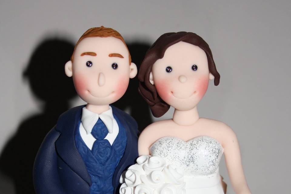 CAKE TOPPER SPOSI IN RESINA 10x7,5H.17,5 CM TORTA MATRIMONIO