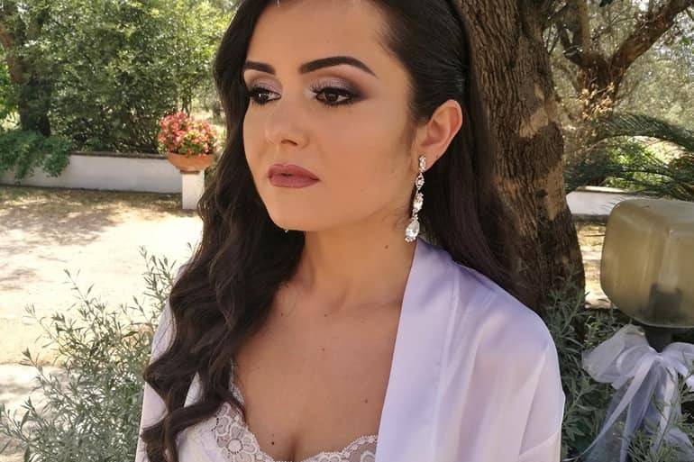 Bride make-up