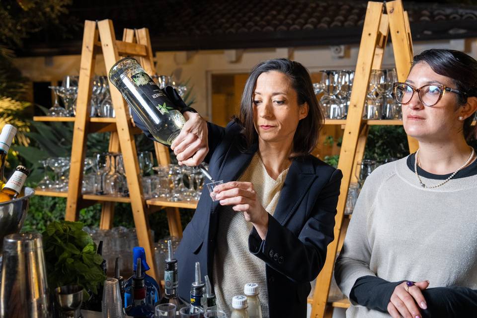Barman al lavoro