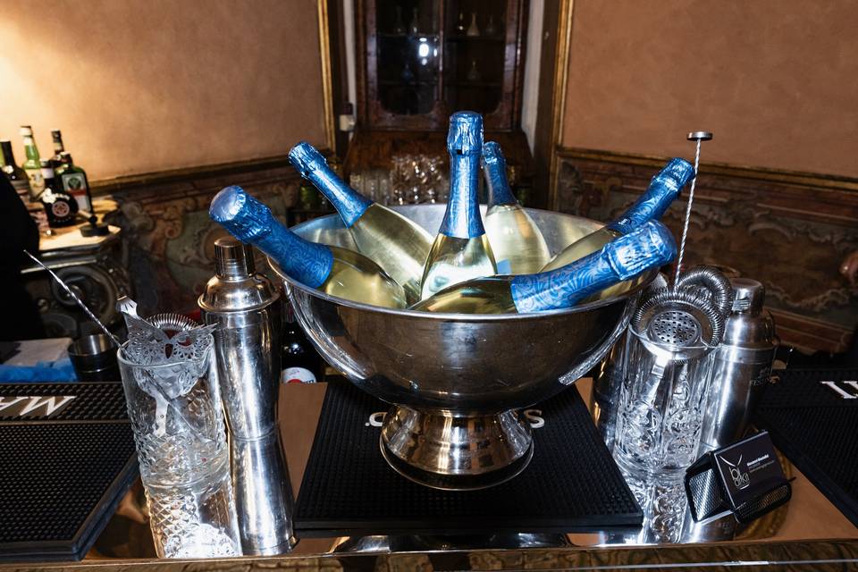 Bar catering