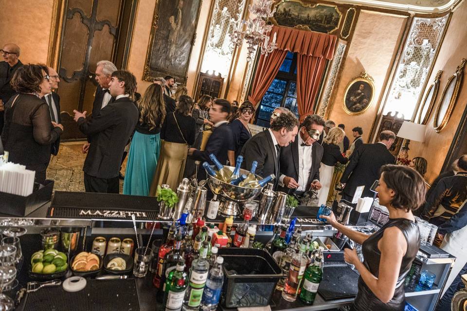 Bar catering